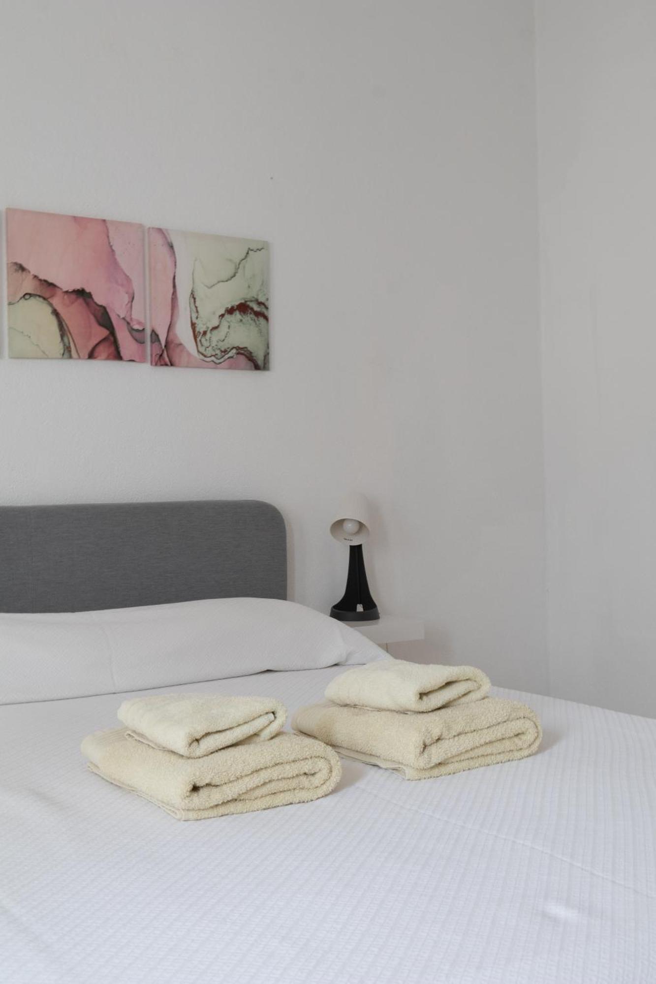 Blife Martinya House - Private Rooms And Apartments Olhão Kültér fotó