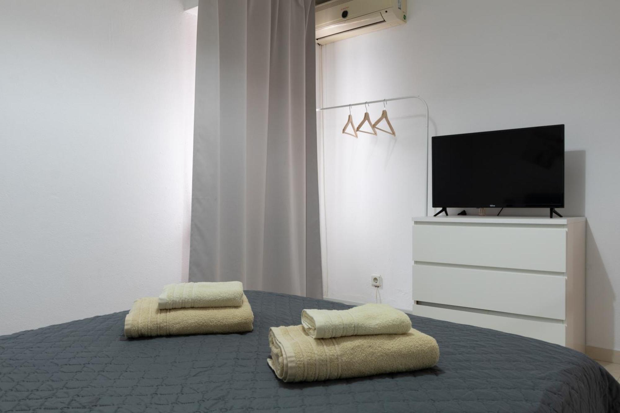 Blife Martinya House - Private Rooms And Apartments Olhão Kültér fotó