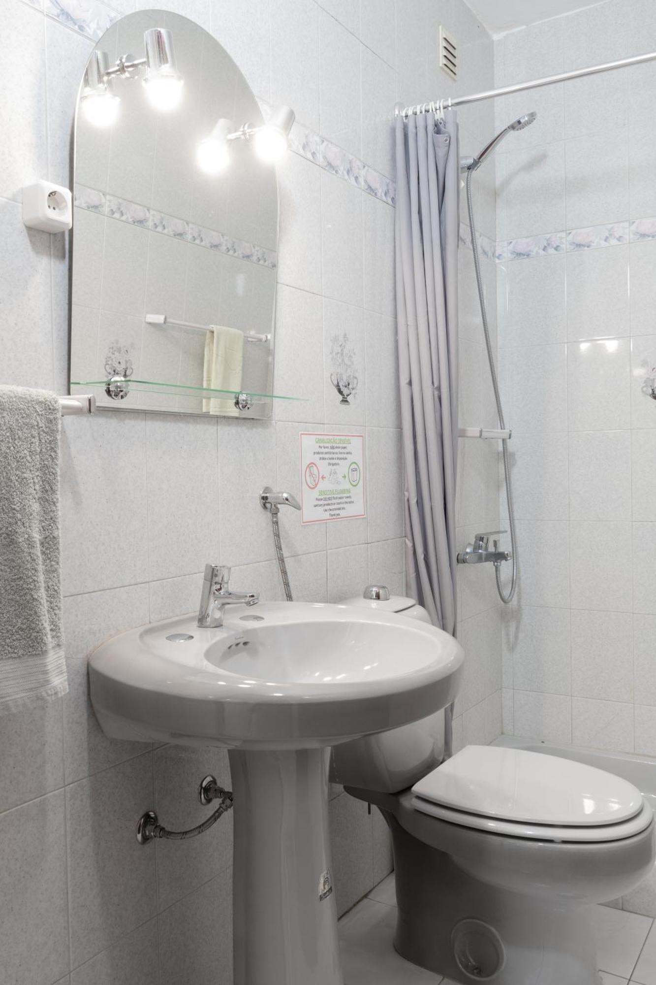Blife Martinya House - Private Rooms And Apartments Olhão Kültér fotó
